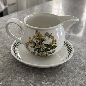 Never used  Portmeirion Botanic Gardens Gravy Boat and under plate
